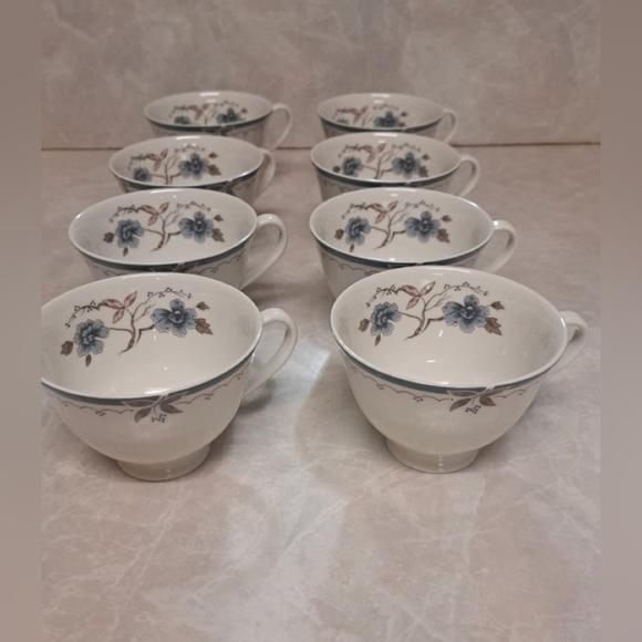 Royal Doulton Old Colony pattern blue flowers England China 8 Footed Cups